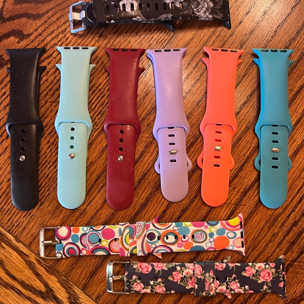 11 pcs, Apple Watch silicone bands & accessories